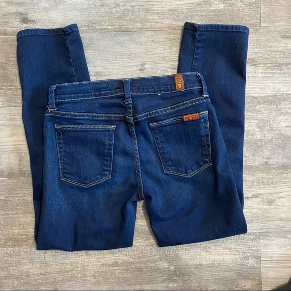 7 For All Mankind - Picture 5 of 8